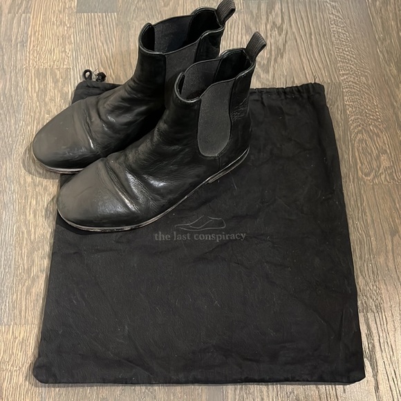 The Last Conspiracy Chelsea Boots - Picture 1 of 7